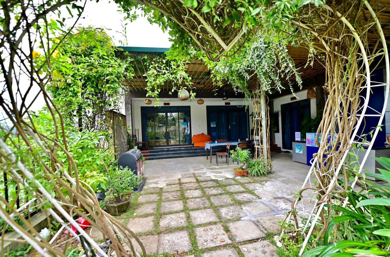 Coto Center Homestay Dao Co To Exterior photo